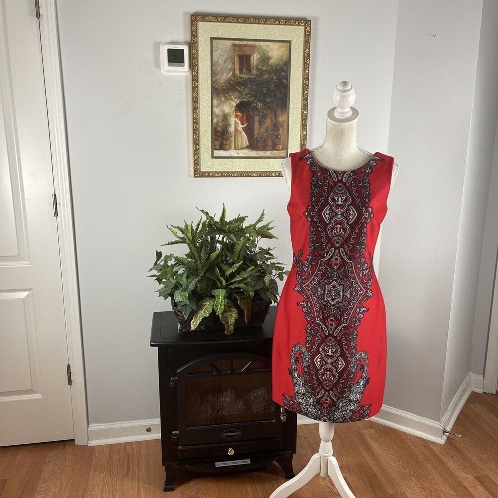 Sandra Darren Women's Red Paisley A-Line Round Neck Sleeveless 8 Zipper Back